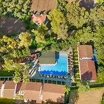Bed & Breakfast Alados 2*