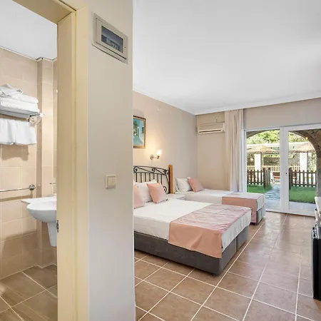 Alados Hotel Turgutkoy